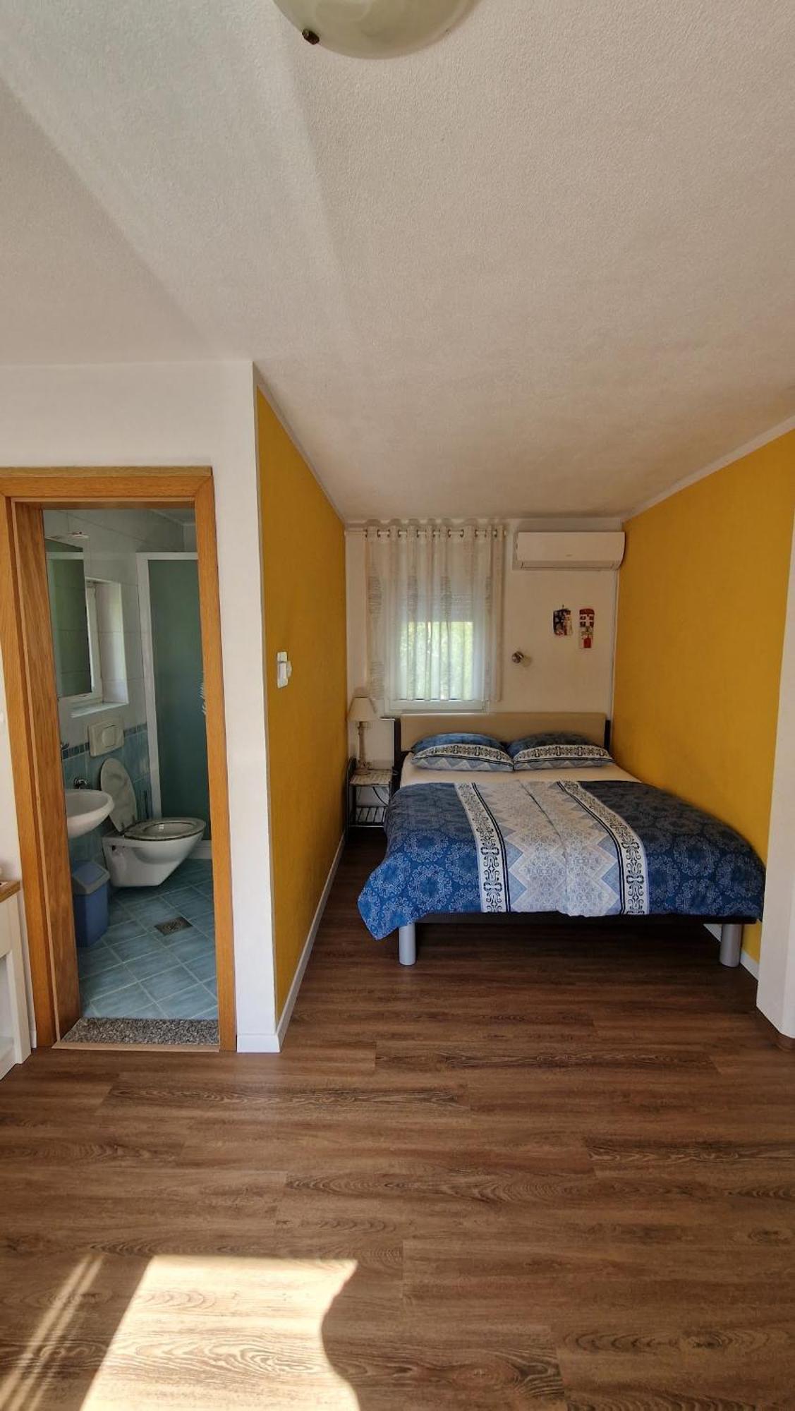 Rooms Jurca โพสโตยนา ภายนอก รูปภาพ